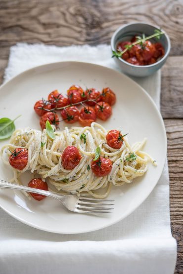 Spaghetti caprino e pomodori