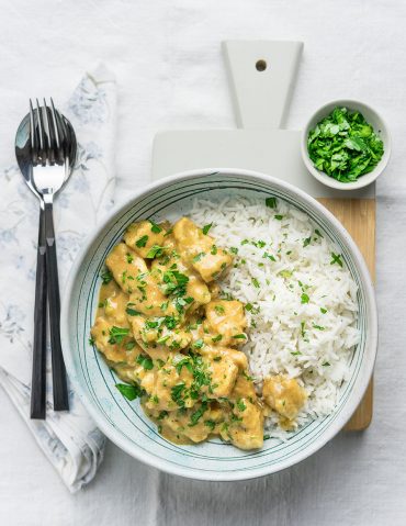Pollo al curry e latte di cocco