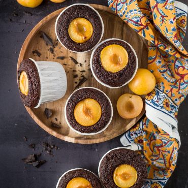 Muffin cioccolato, mandorle e susine