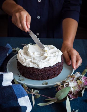 Guinness cake con frosting al philadelphia