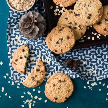 Biscotti ai fiocchi d'avena e cioccolato