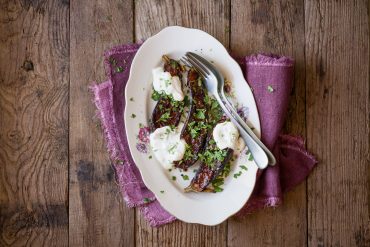 Melanzana harissa e yogurt